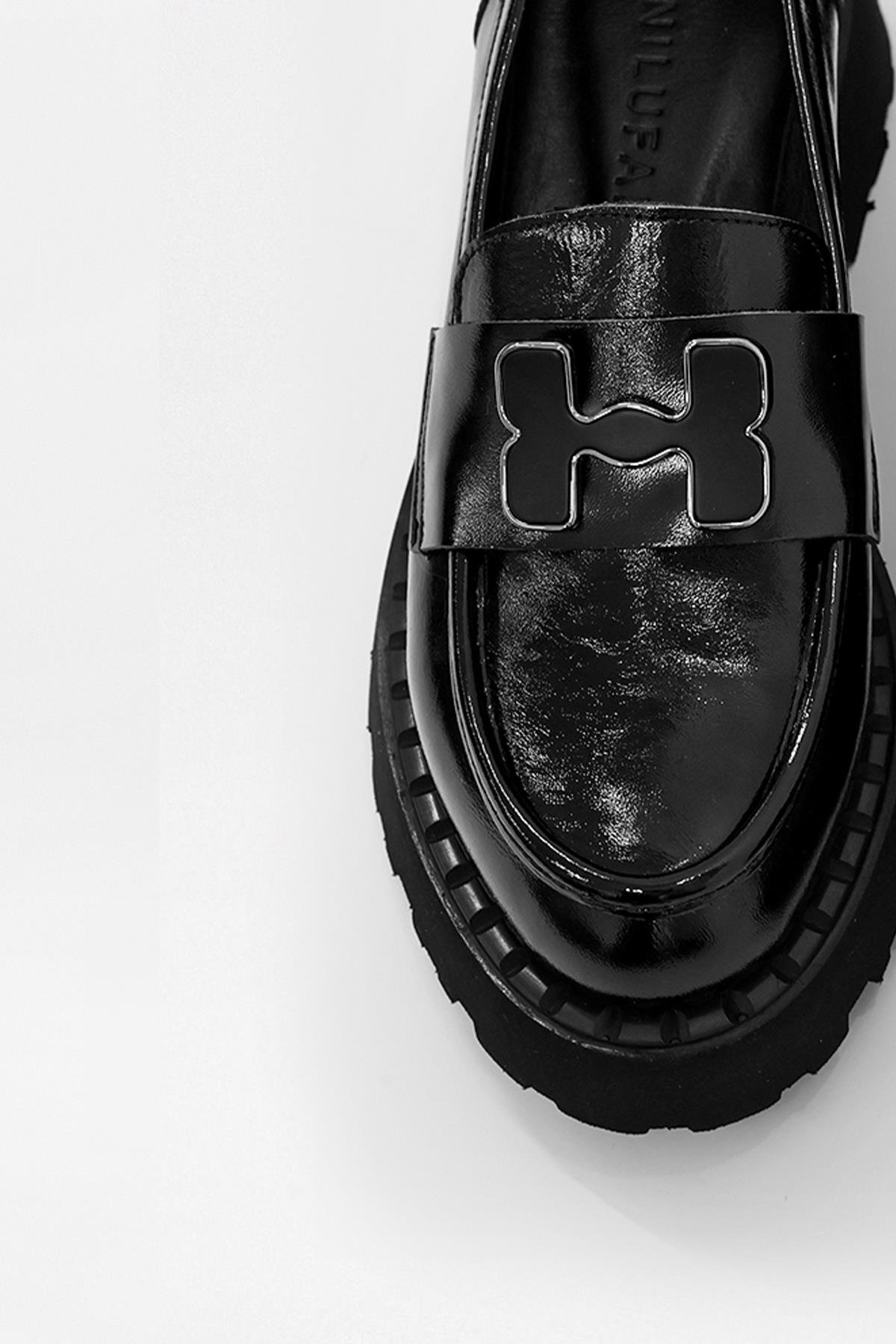 Hera Siyah Rugan Hakiki Deri Kadın Loafer