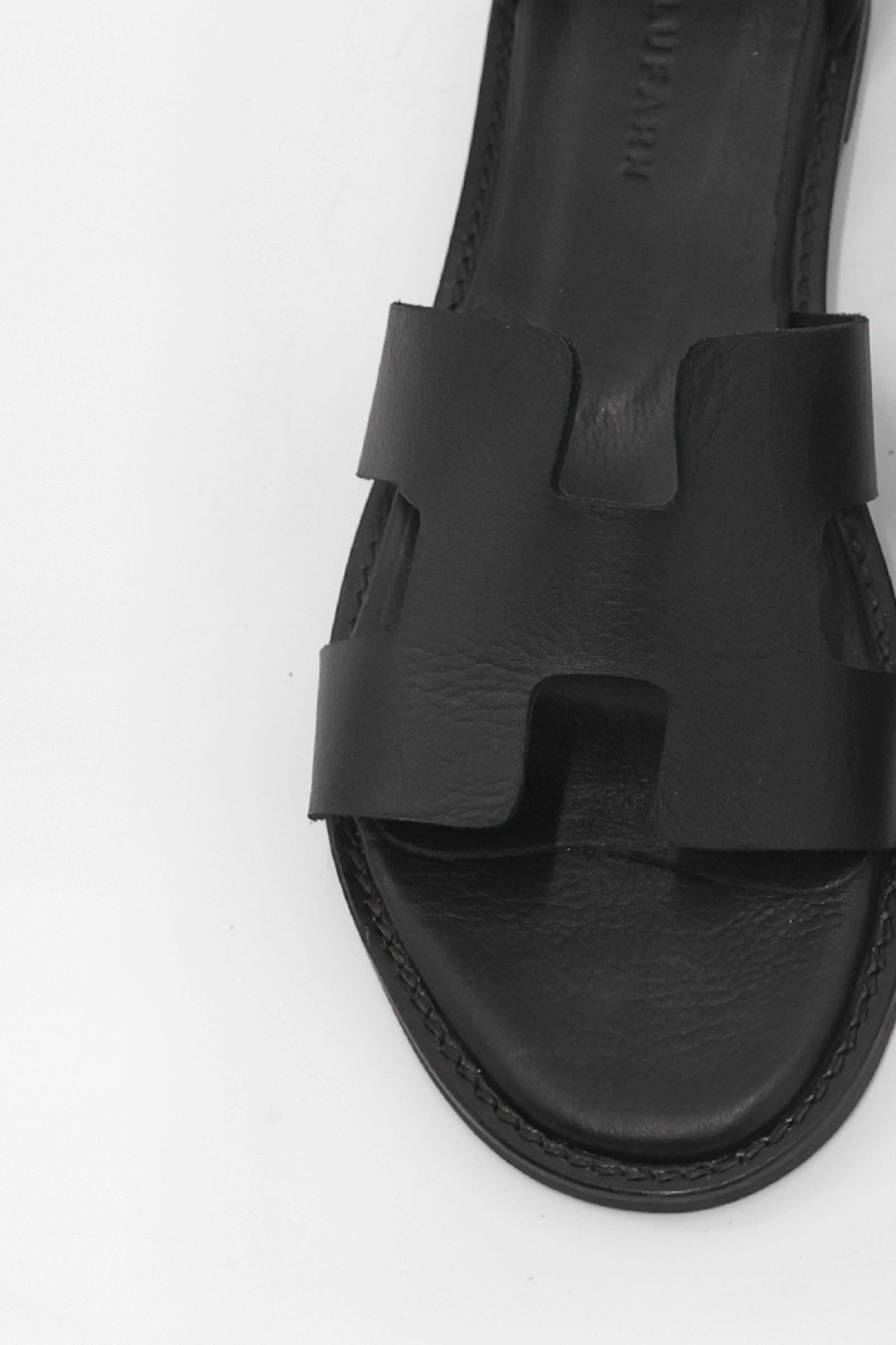 Hero Siyah Hakiki Deri Kadın Sandalet