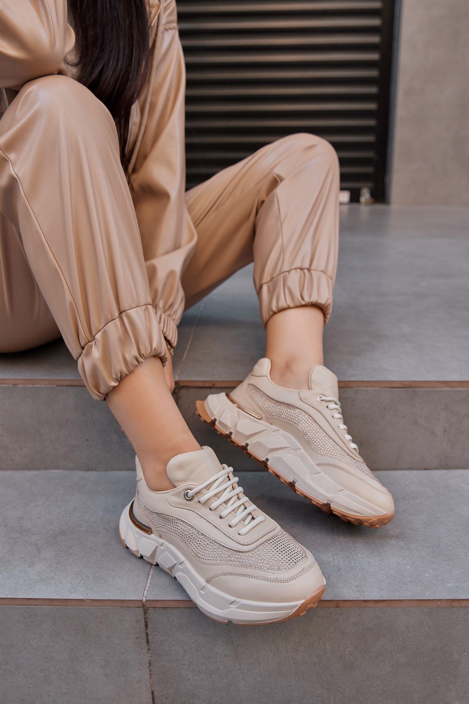 Hilary Bej Hakiki Deri Taşlı Kadın Sneaker