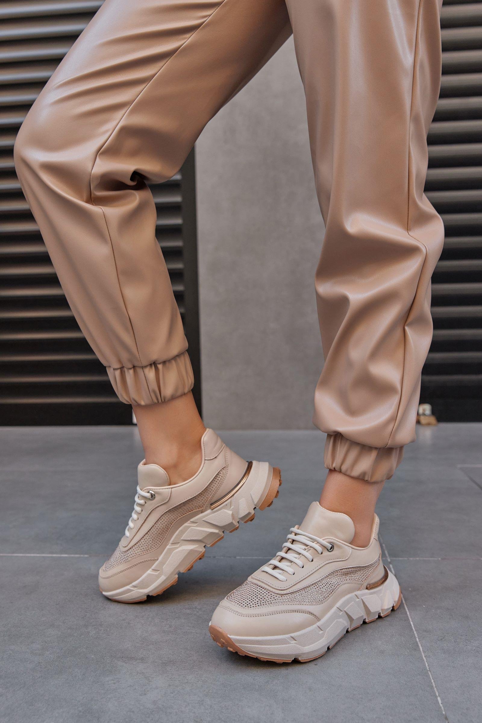 Hilary Bej Hakiki Deri Taşlı Kadın Sneaker
