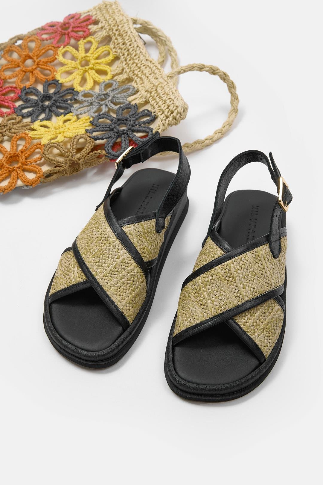 Honey Siyah Hakiki Deri Hasır Bantlı Kadın Sandalet 