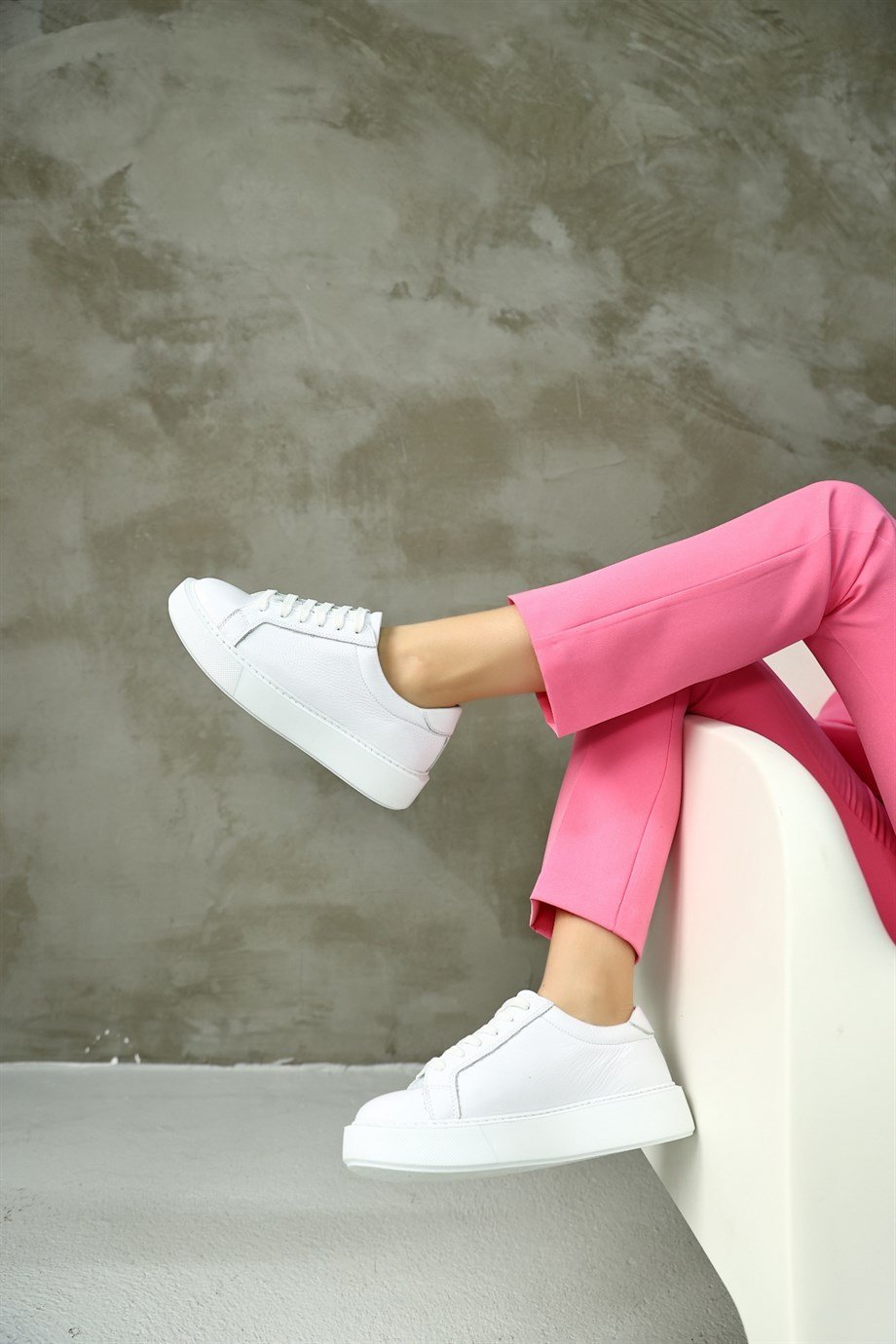 Julia Beyaz Floter Hakiki Deri Kadın Sneaker
