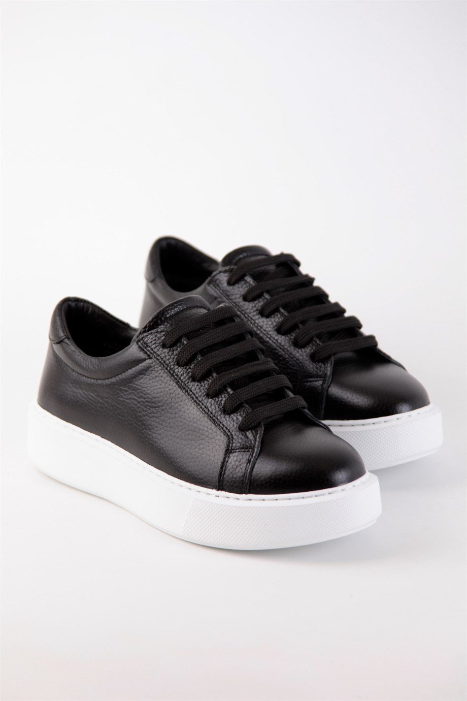 Julia Siyah Hakiki Deri Kadın Sneaker