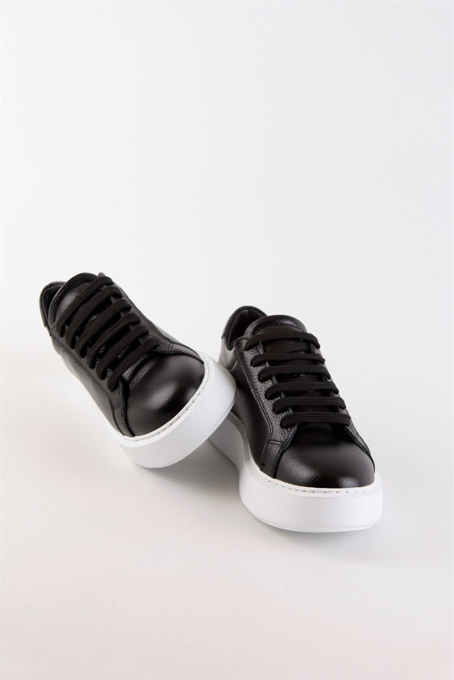 Julia Siyah Hakiki Deri Kadın Sneaker