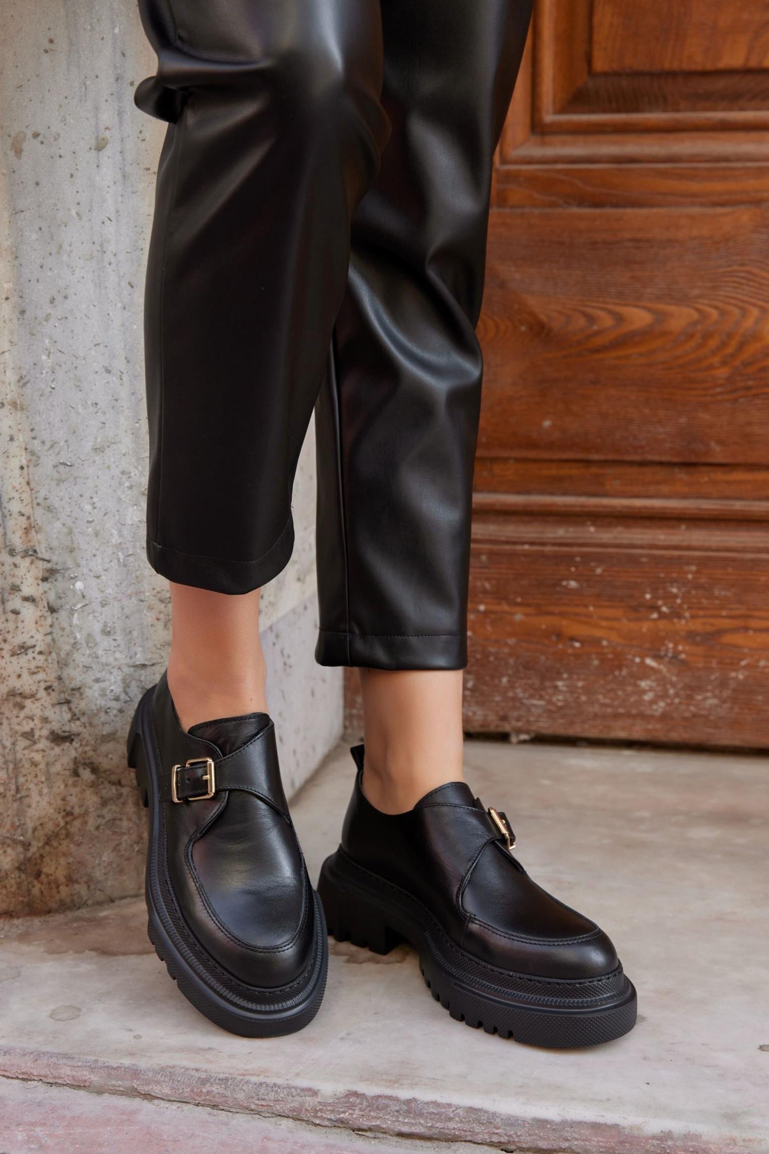 Juliet Siyah Hakiki Deri Kalın Tabanlı Kadın Loafer