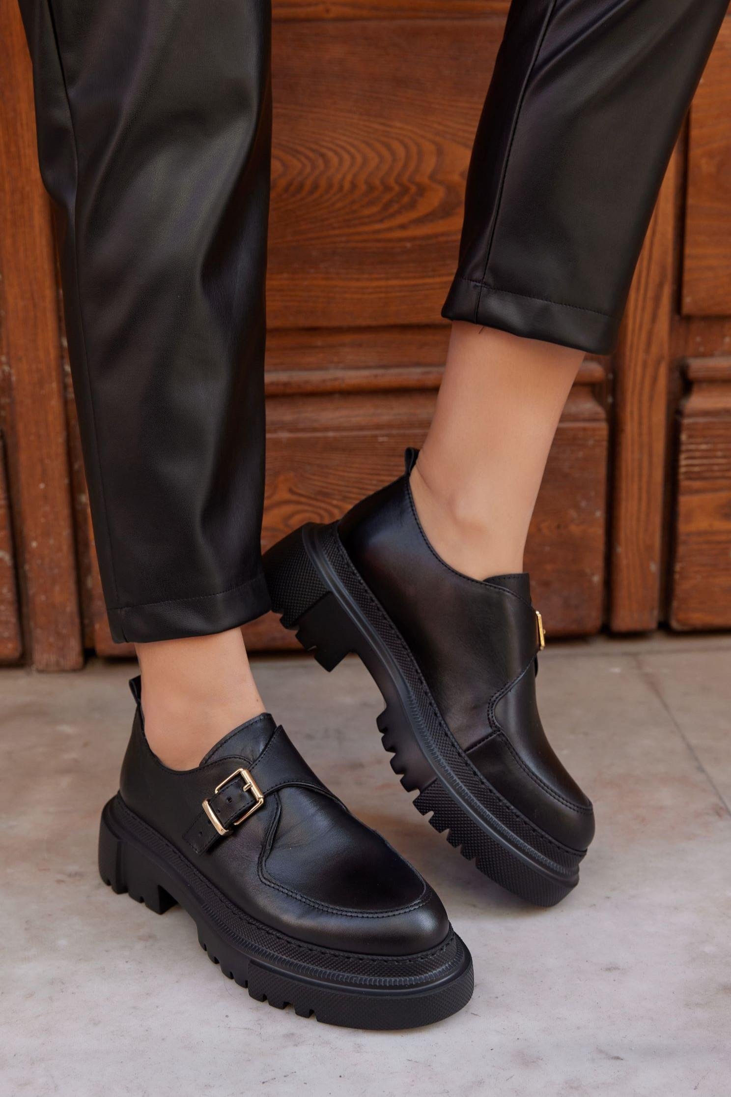 Juliet Siyah Hakiki Deri Kalın Tabanlı Kadın Loafer