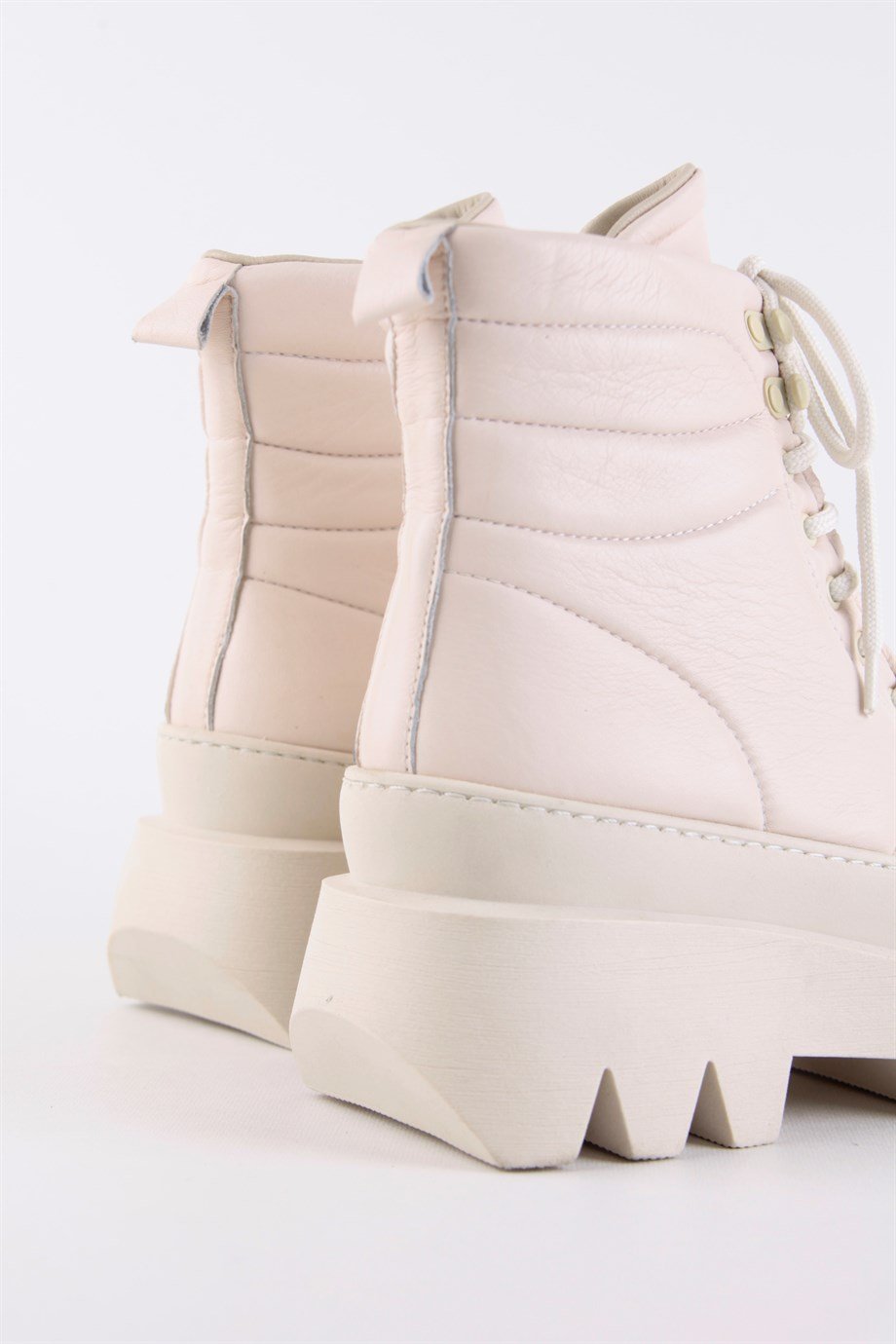 Just Bej Hakiki Deri Kalın Tabanlı Kadın Bot
