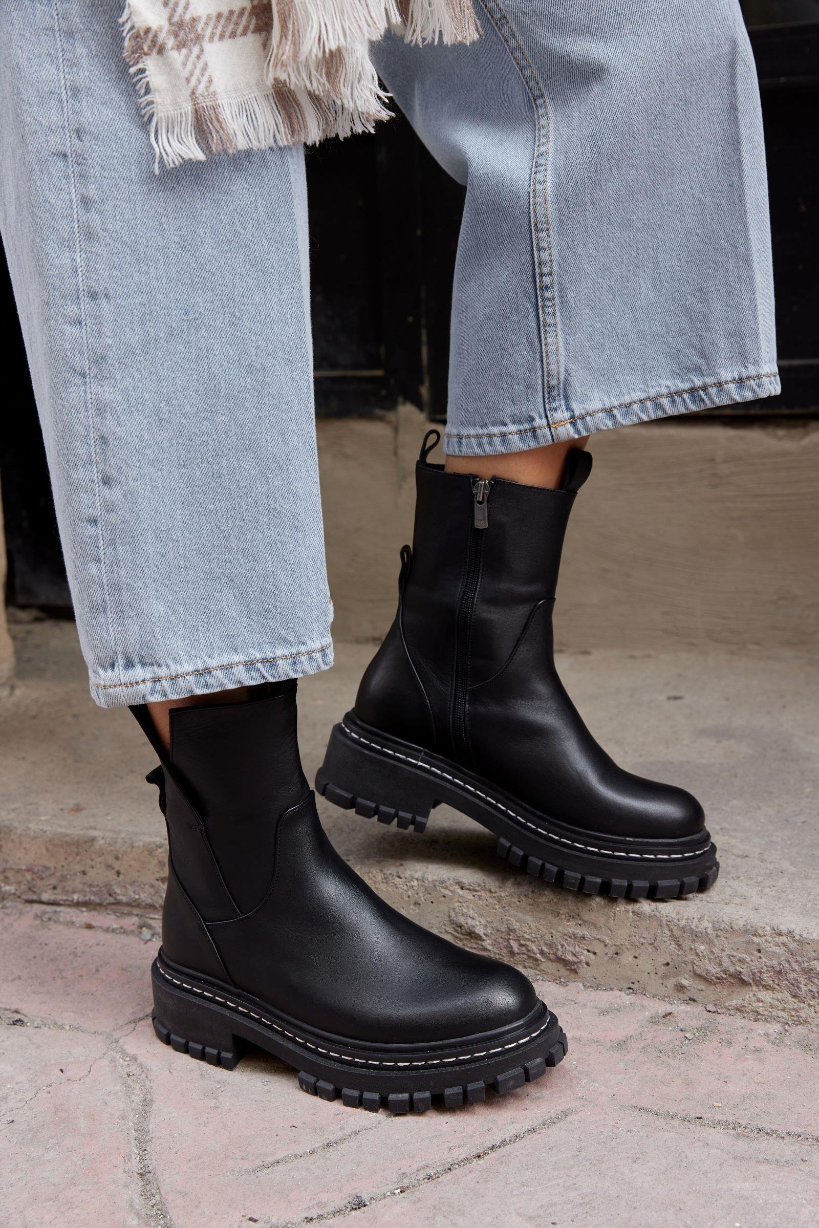 Kalita Siyah Hakiki Deri Kadın Bot