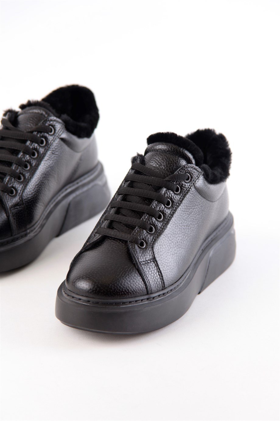 Kate Siyah Hakiki Deri İçi Kürklü Kadın Sneaker