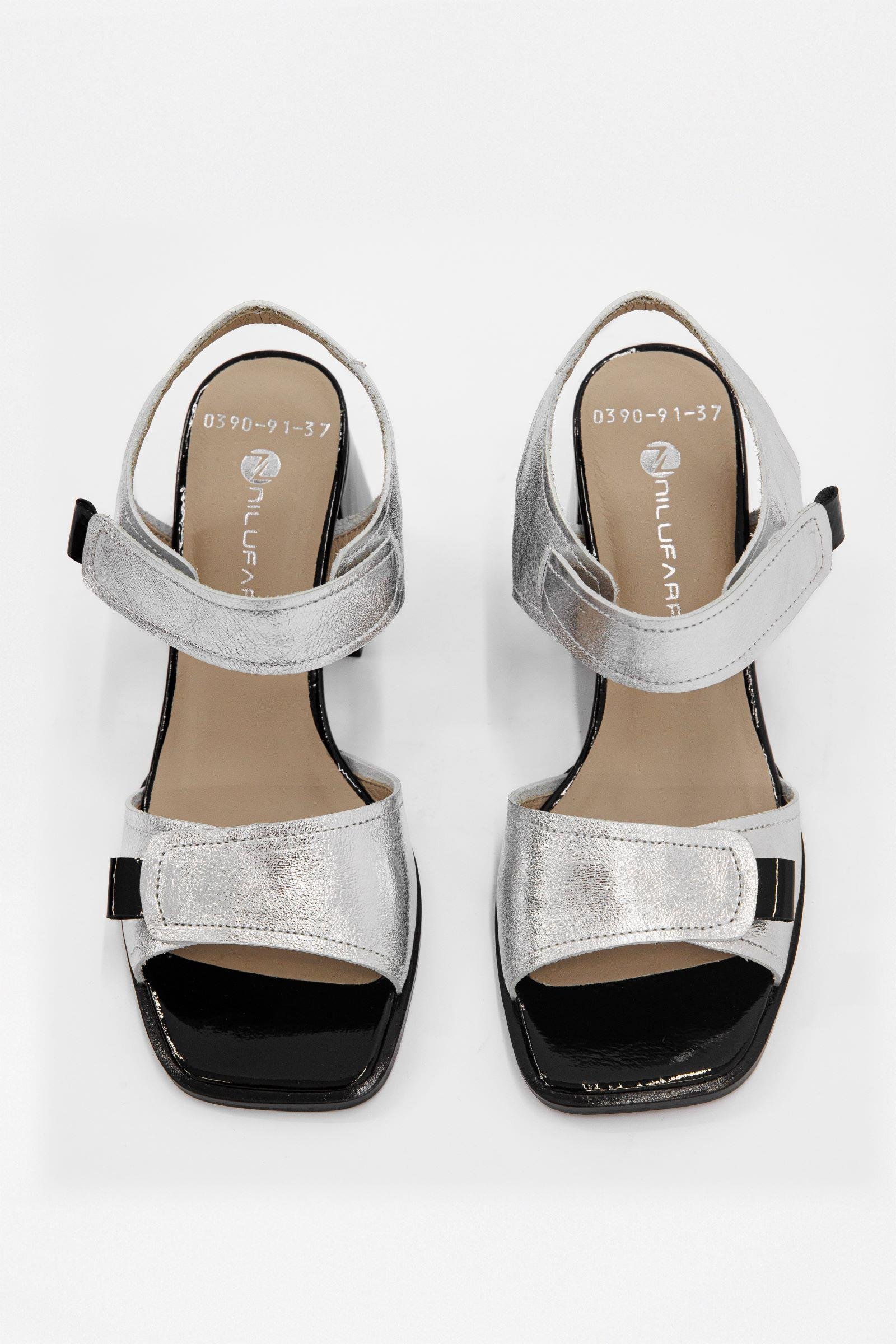 Kerry Gümüş Hakiki Deri Bantlı Topuklu Sandalet