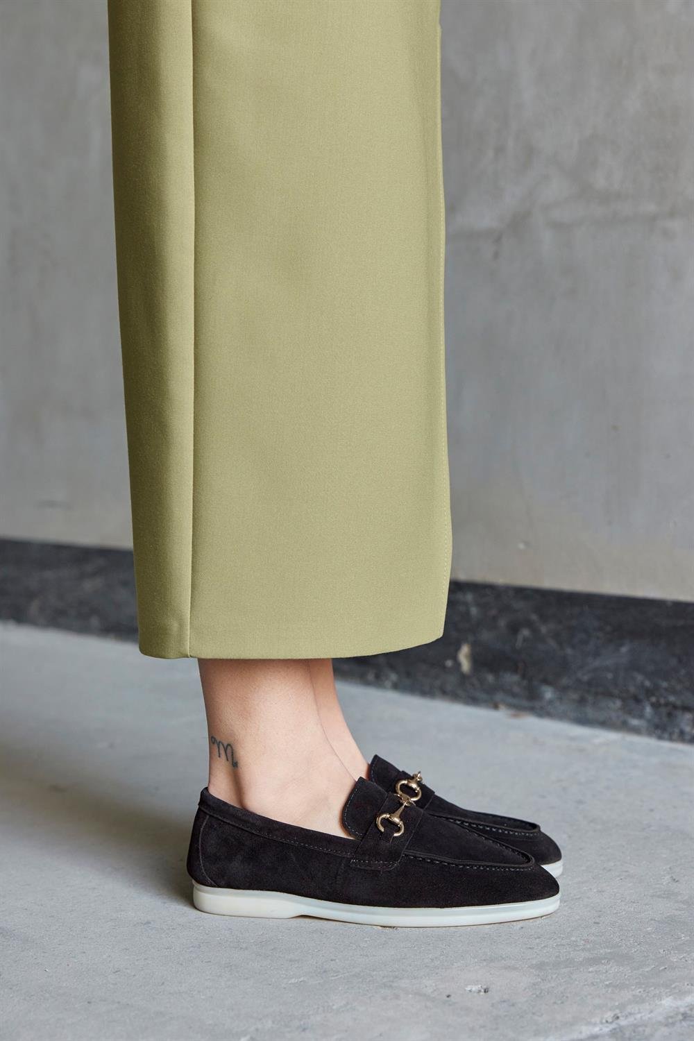 Лаура Черная Женская Повседневная Обувь из Натуральной Замши