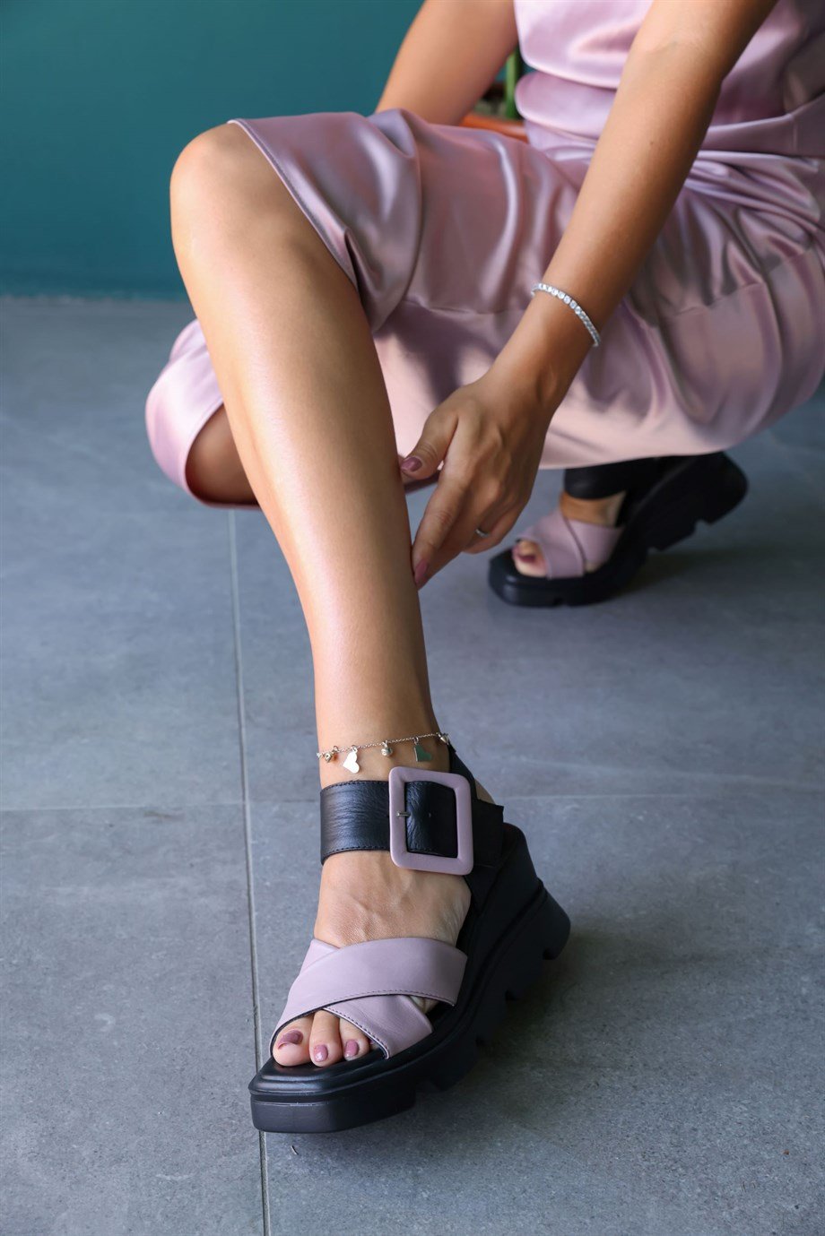 Linda Black Genuine Leather Thick Sole Sandals