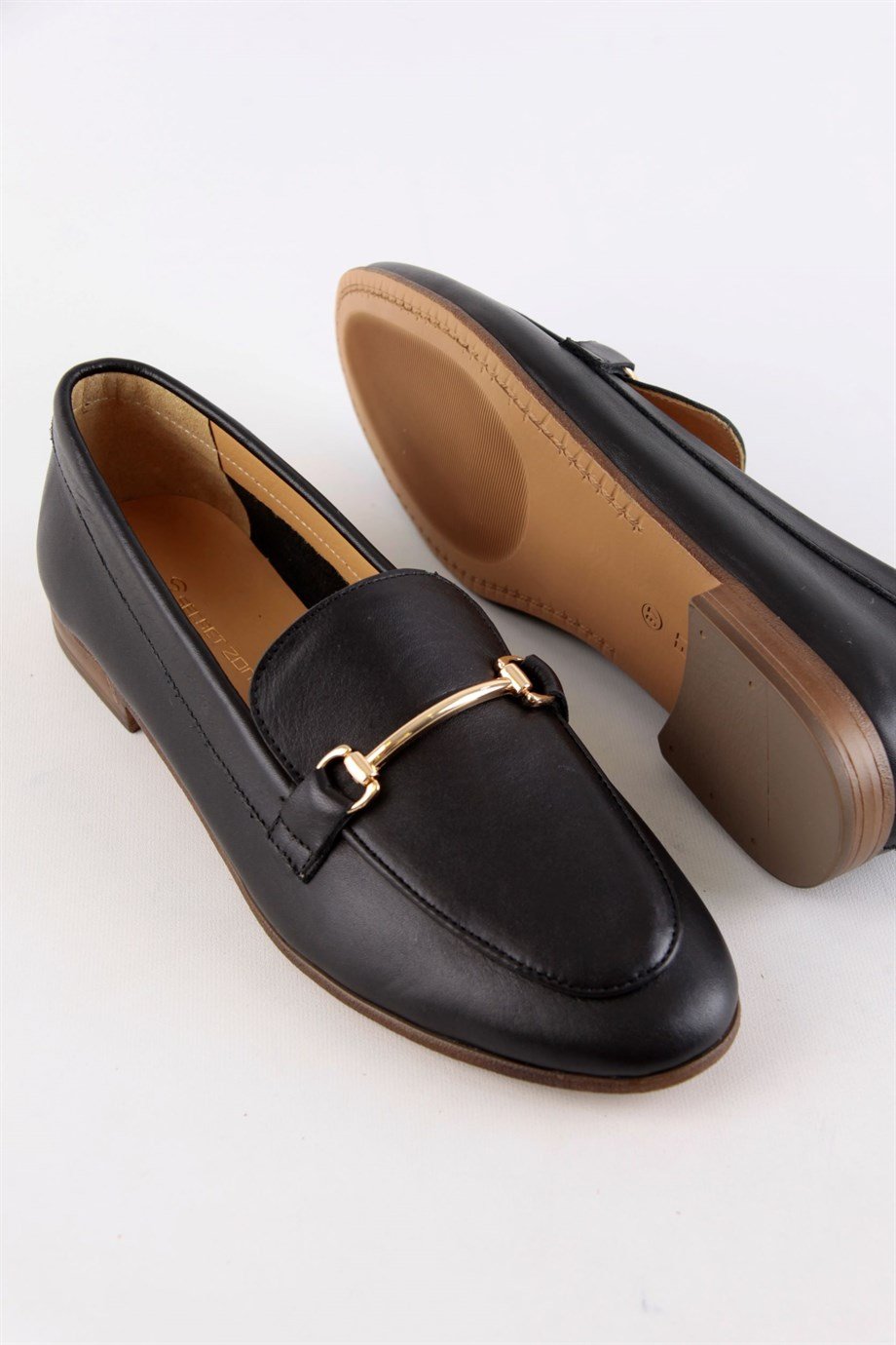 Livia Siyah Hakiki Deri Kadın Loafer