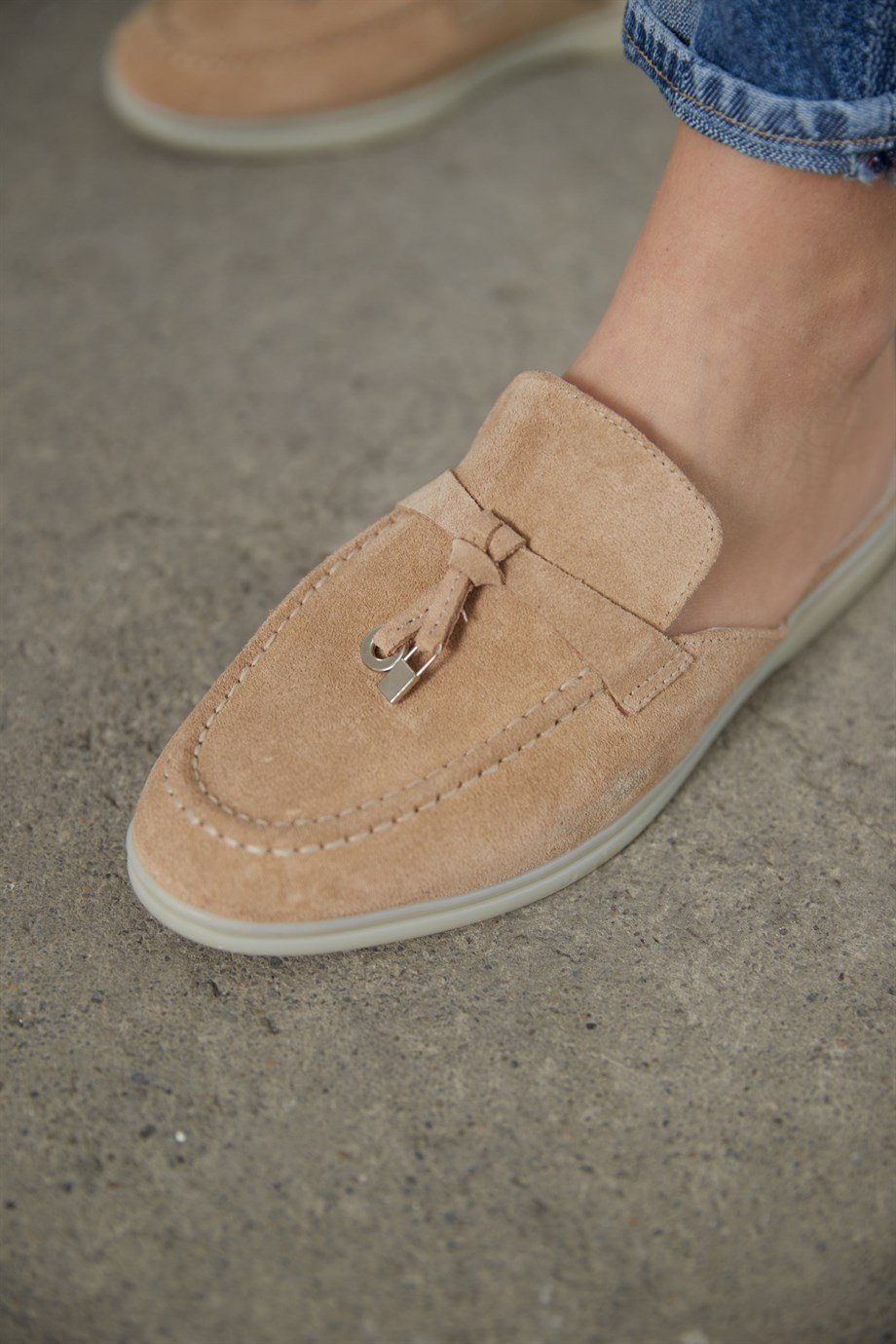 Lolo Bisküvi Hakiki Süet Kadın Terlik