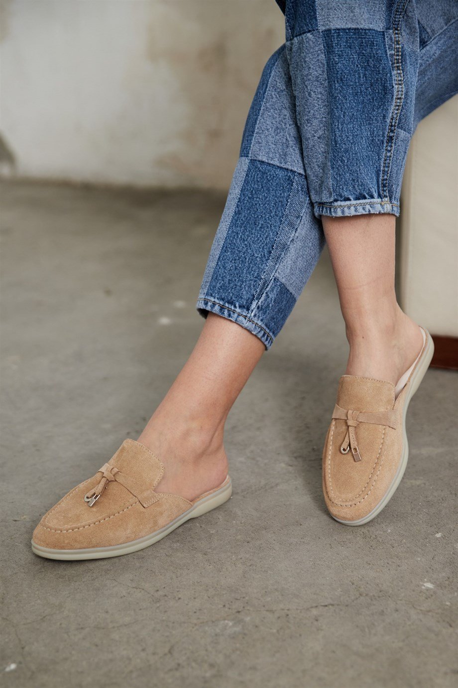 Lolo Bisküvi Hakiki Süet Kadın Terlik