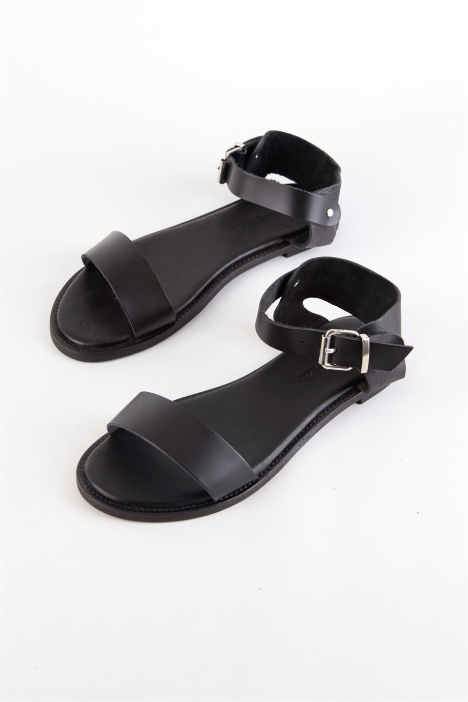 Lona Siyah Hakiki Deri Kadın Sandalet