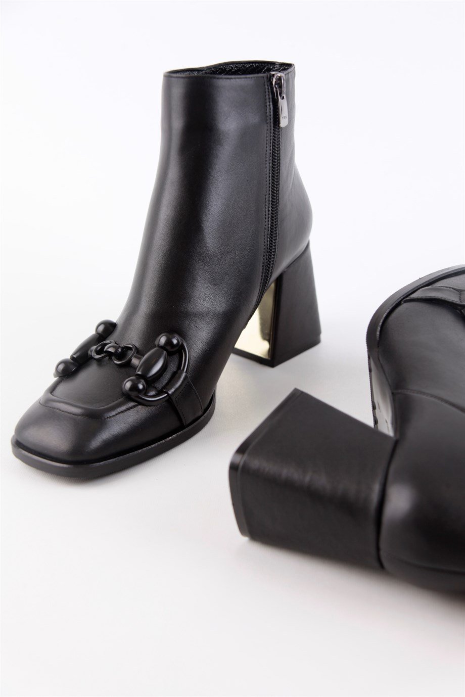 Lorena Siyah Hakiki Deri Topuklu Bot
