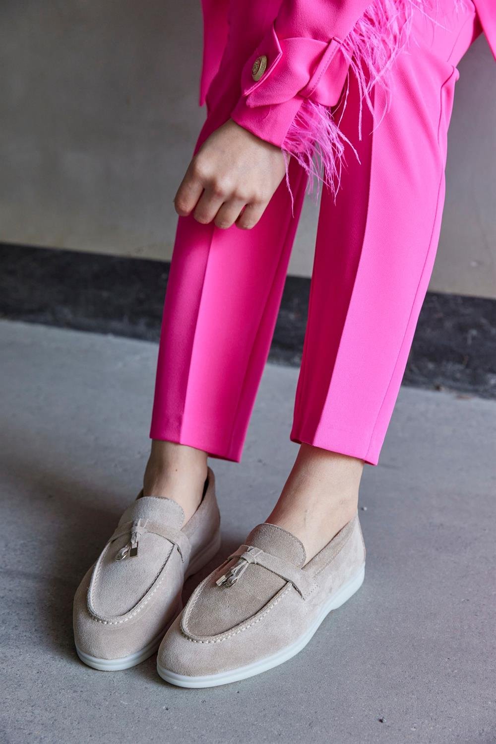 Lou Women's Beige Suede Casual Shoes