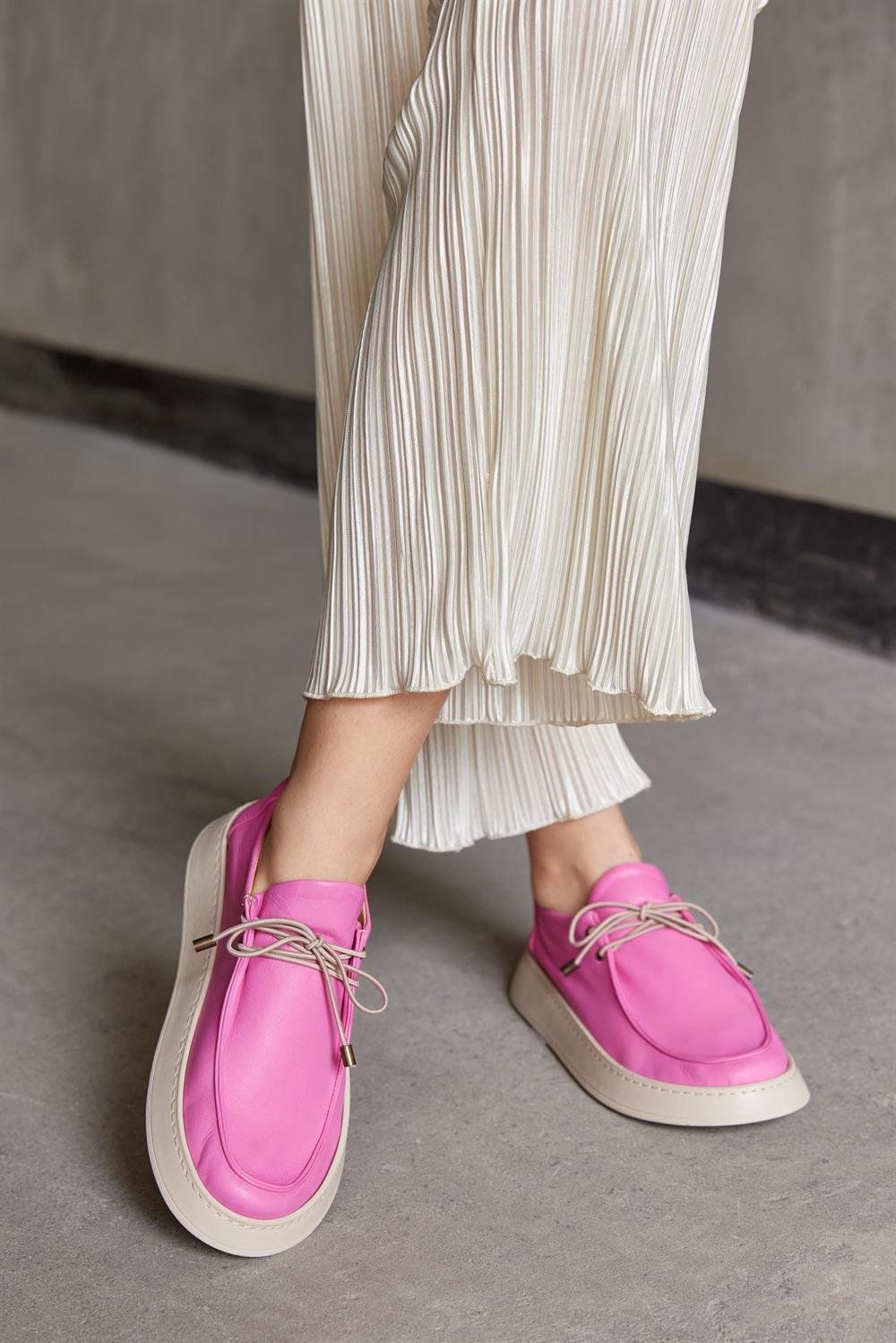 Lovely Pembe Hakiki Deri Kadın Sneaker