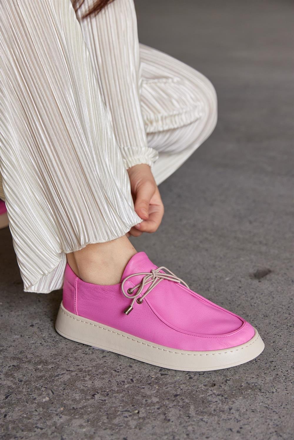 Lovely Pembe Hakiki Deri Kadın Sneaker