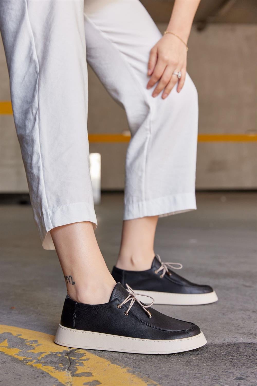 Lovely Siyah Hakiki Deri Kadın Sneaker
