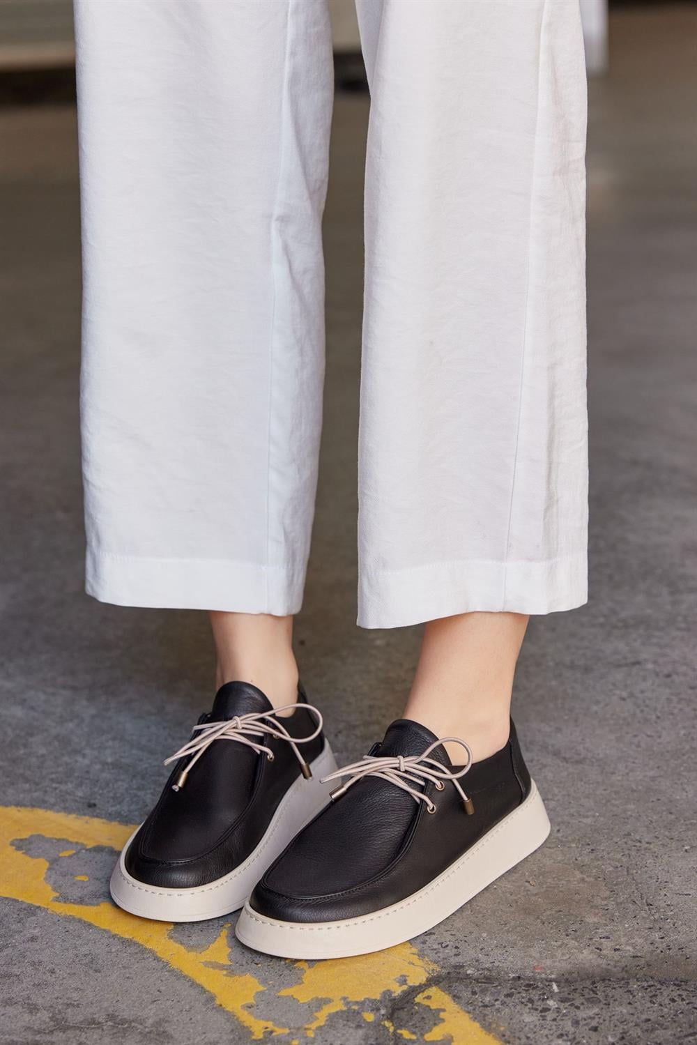 Lovely Siyah Hakiki Deri Kadın Sneaker