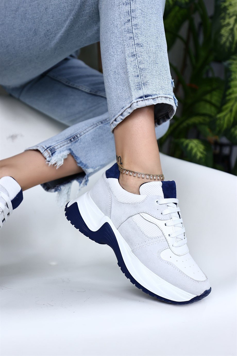Luiza Beyaz/Lacivert Hakiki Süet Kadın Sneaker