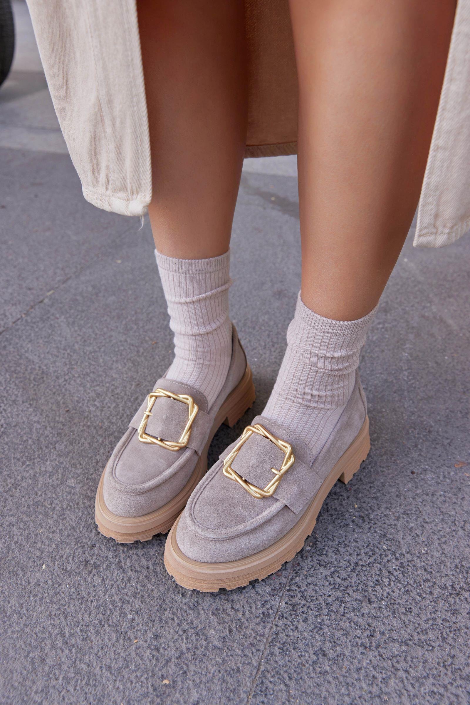 Maggie Bej Süet Hakiki Deri Altın Tokalı Kadın Loafer