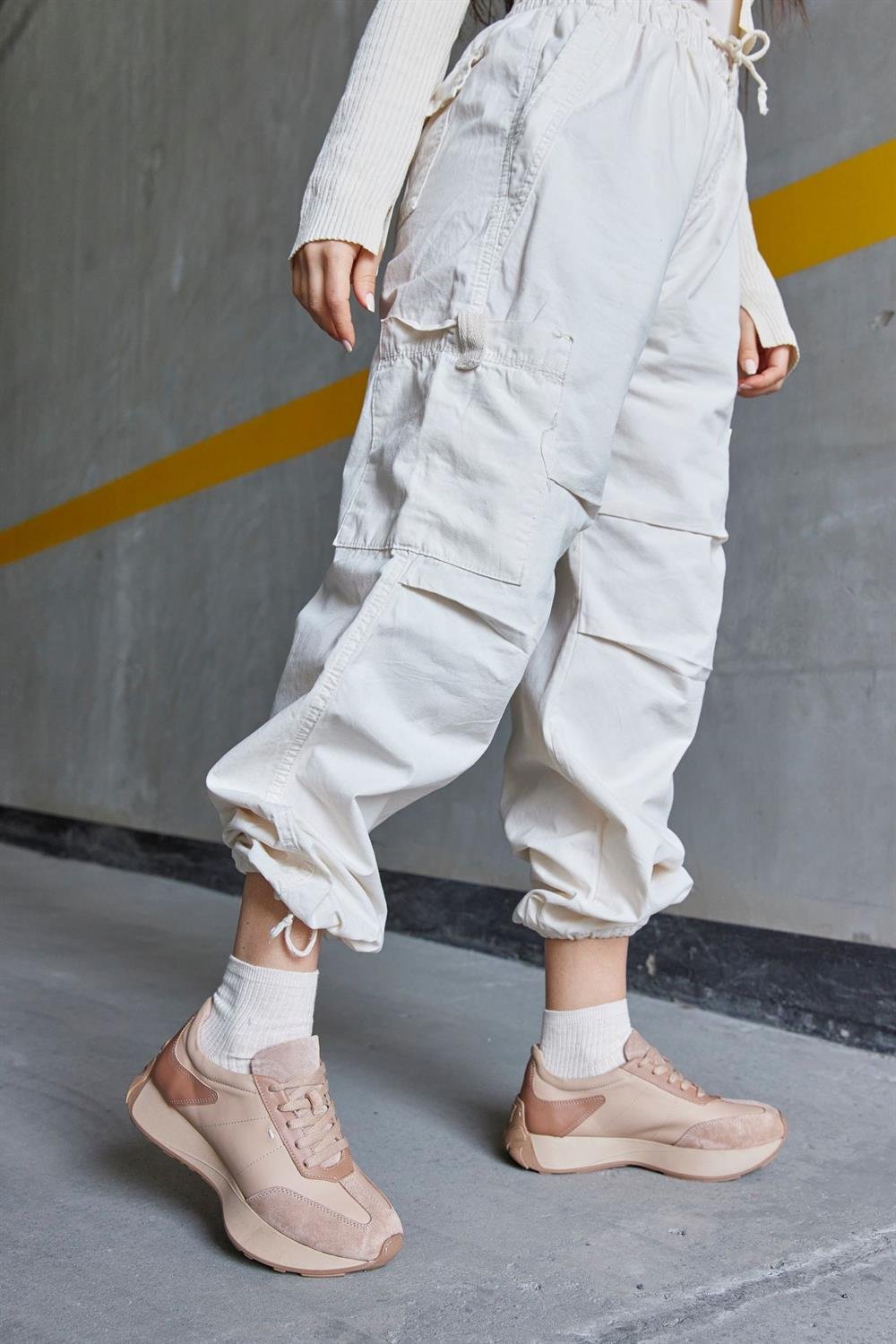 Male Bej Hakiki Süet Kadın Sneaker