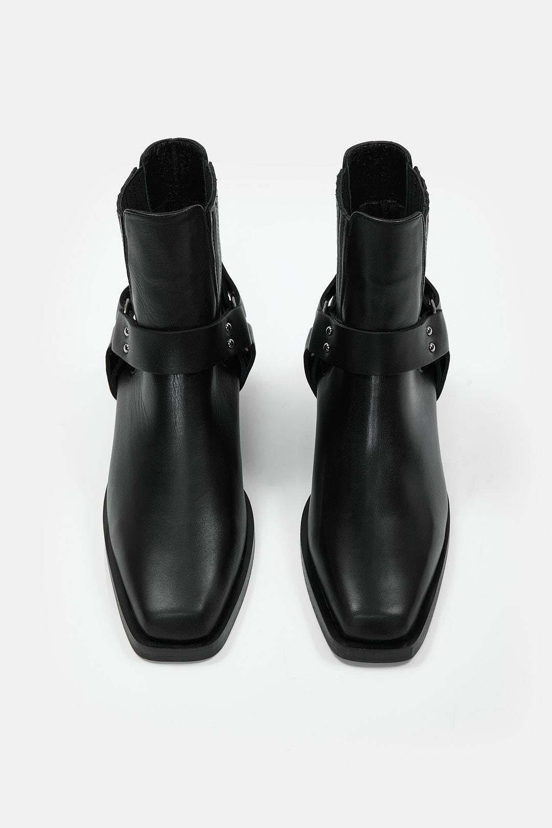 Malin Siyah Hakiki Deri Kadın Bot