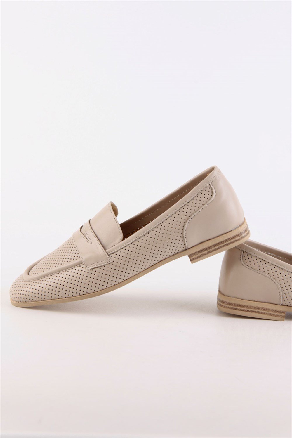 Manisha Bej Hakiki Deri Kadın Bot