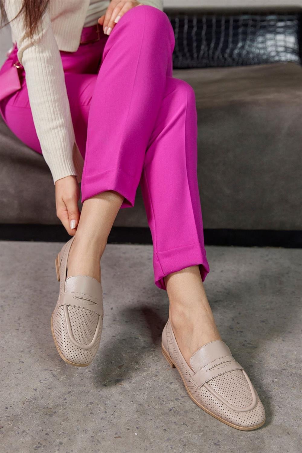 Manisha Bej Hakiki Deri Kadın Bot