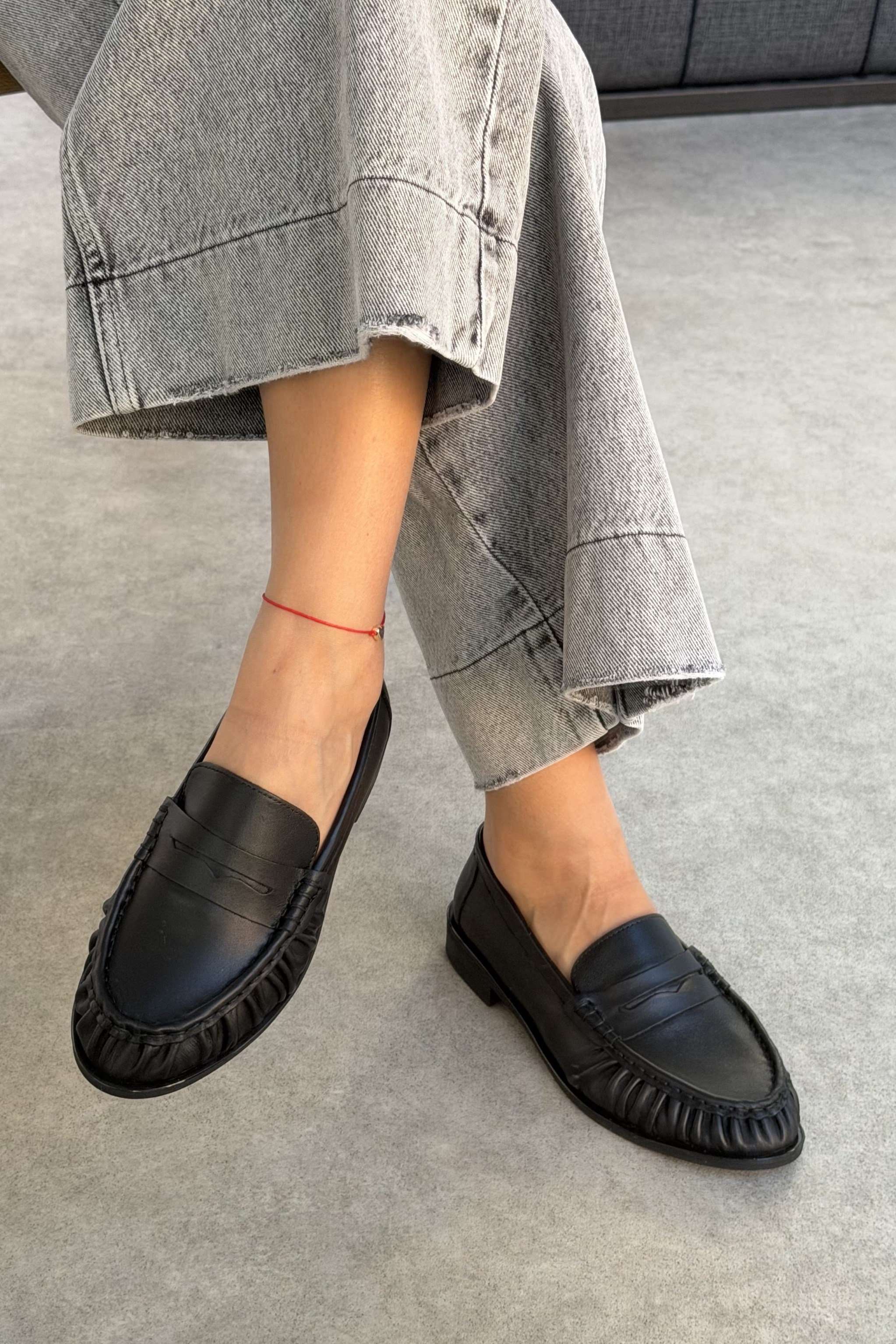 Mante Siyah Hakiki Deri Kadın Loafer Ayakkabı