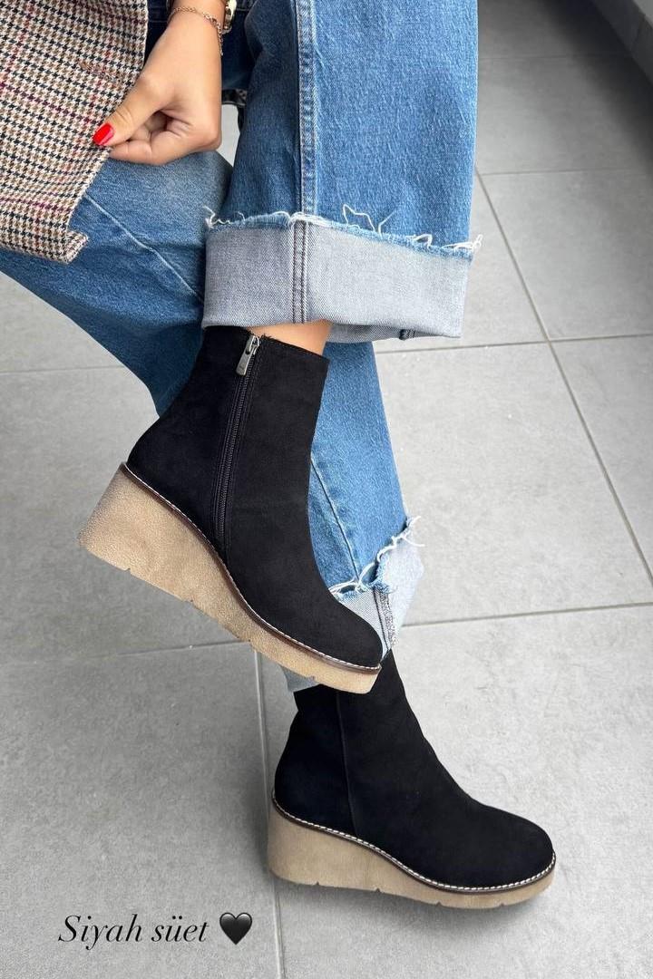 Maranda Siyah Süet Hakiki Deri Dolgu Topuk Bot