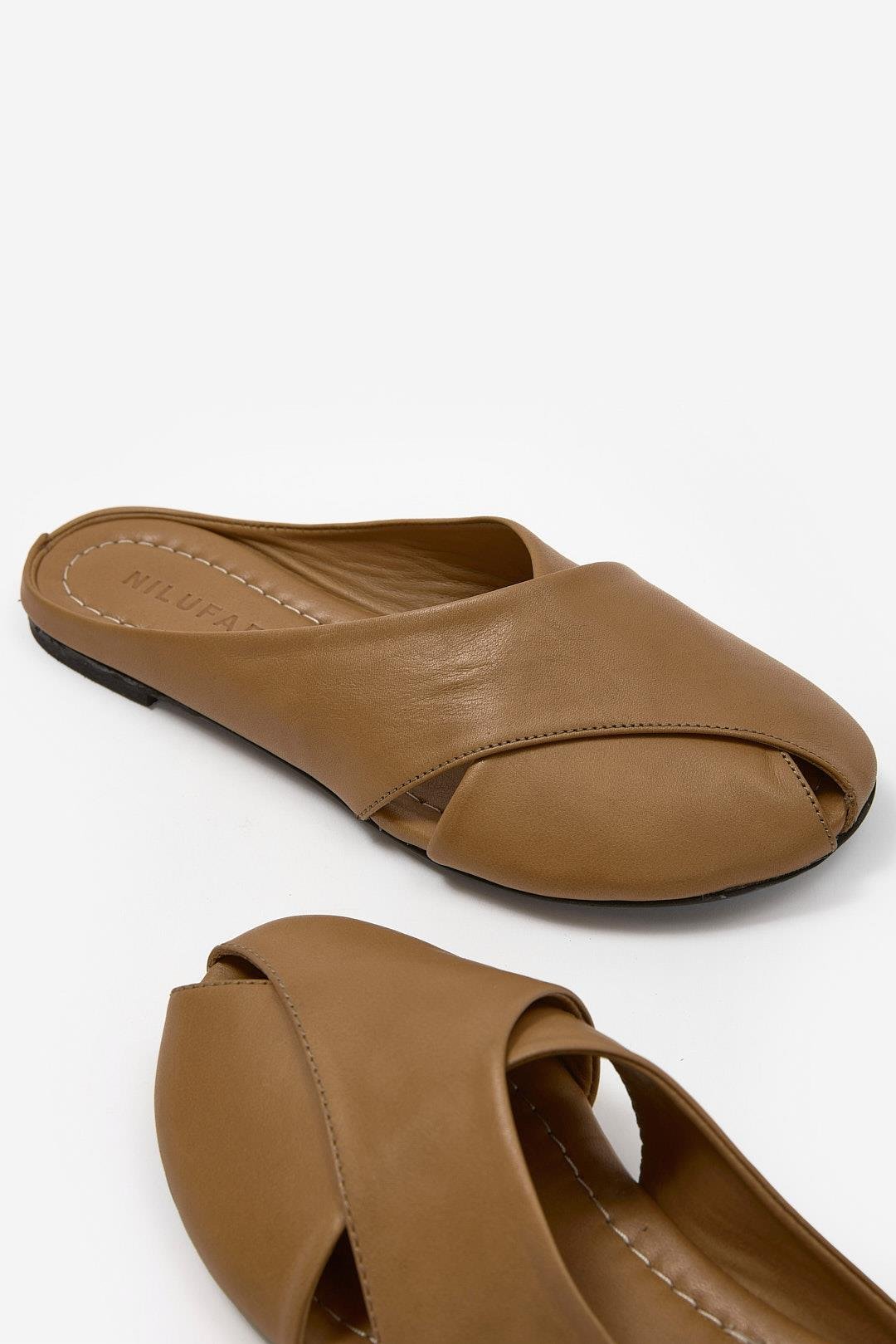 Maree Taba Hakiki Deri Kadın Terlik