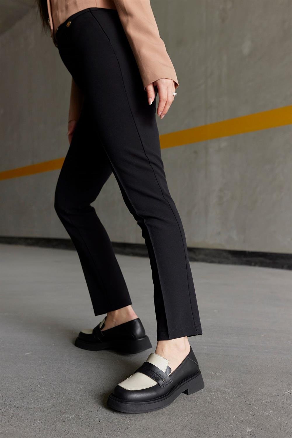 Marissa Siyah/Bej Hakiki Deri Kadın Loafer