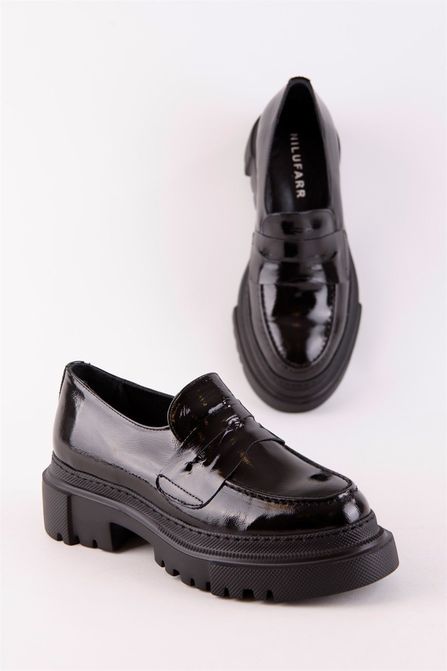 Martina Siyah Rugan Kadın Loafer