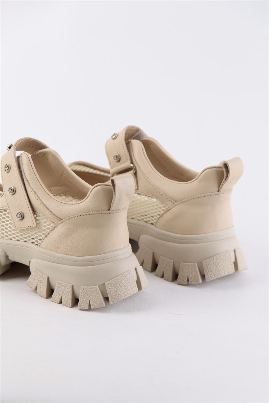 Melissa Bej Deri Taş Aksesuarlı Kadın Sandalet