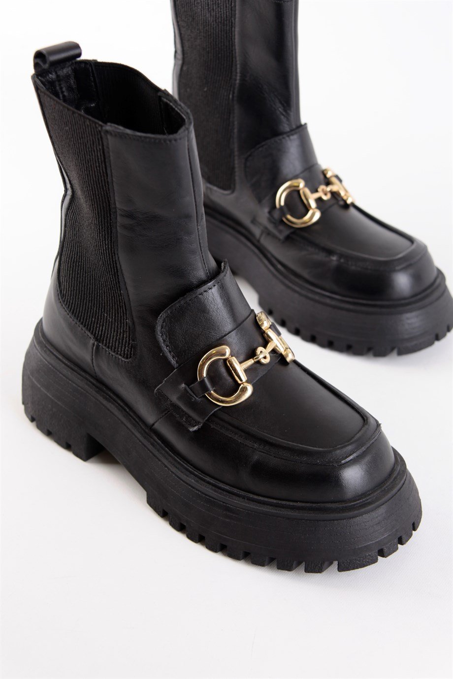 Mıckey Siyah Hakiki Deri Kalın Tabanlı Kadın Bot