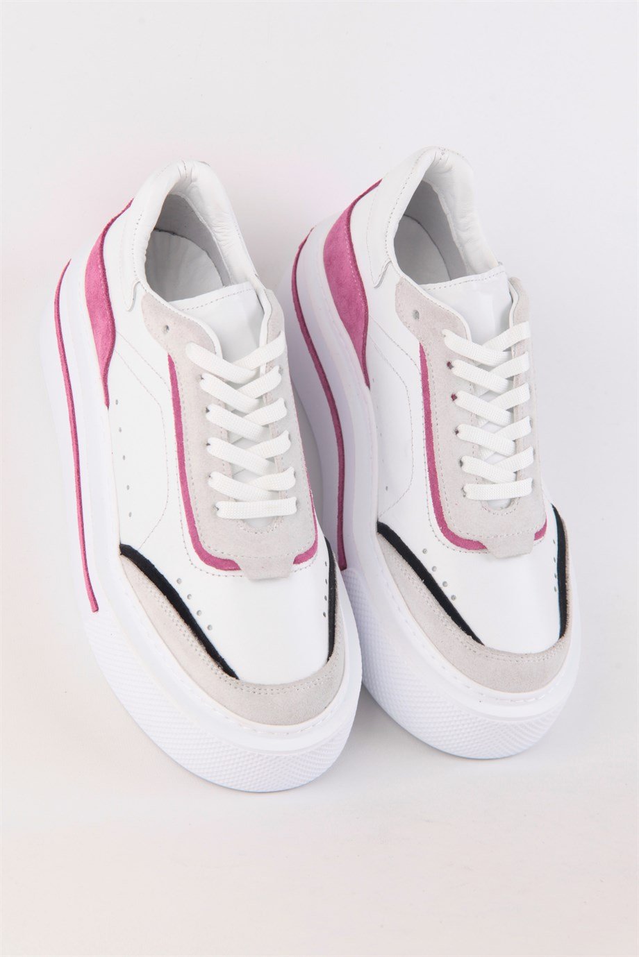 Mika Beyaz/Fuşya Hakiki Deri Bağcıklı Kadın Sneaker