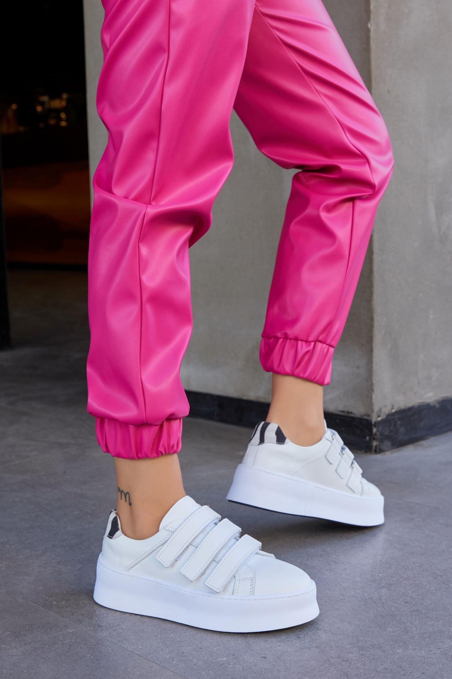 Mila Beyaz Hakiki Deri Zebra Detaylı Cırt Bantlı Kadın Sneaker