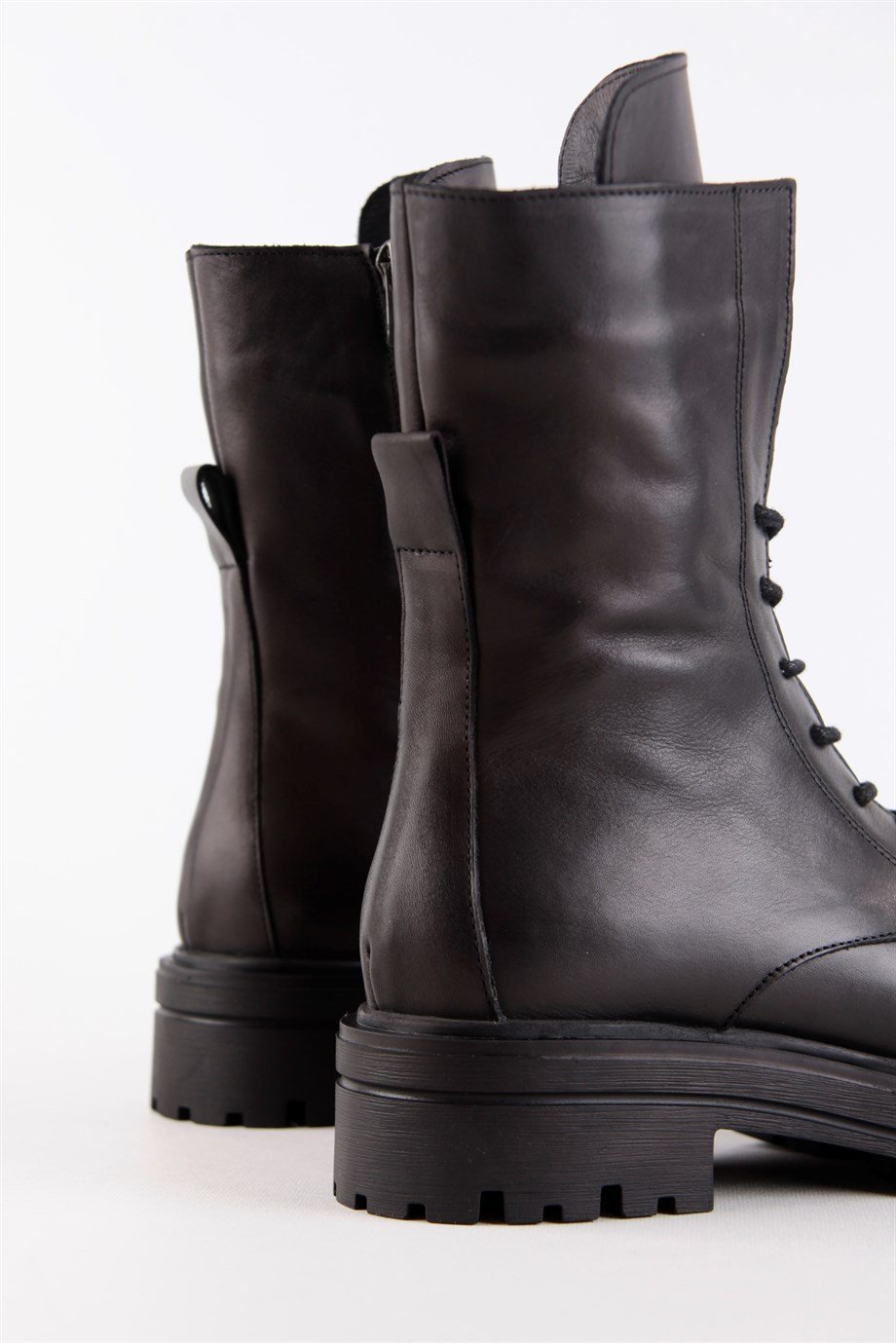 Milano Women's Black Leather Laced Boots