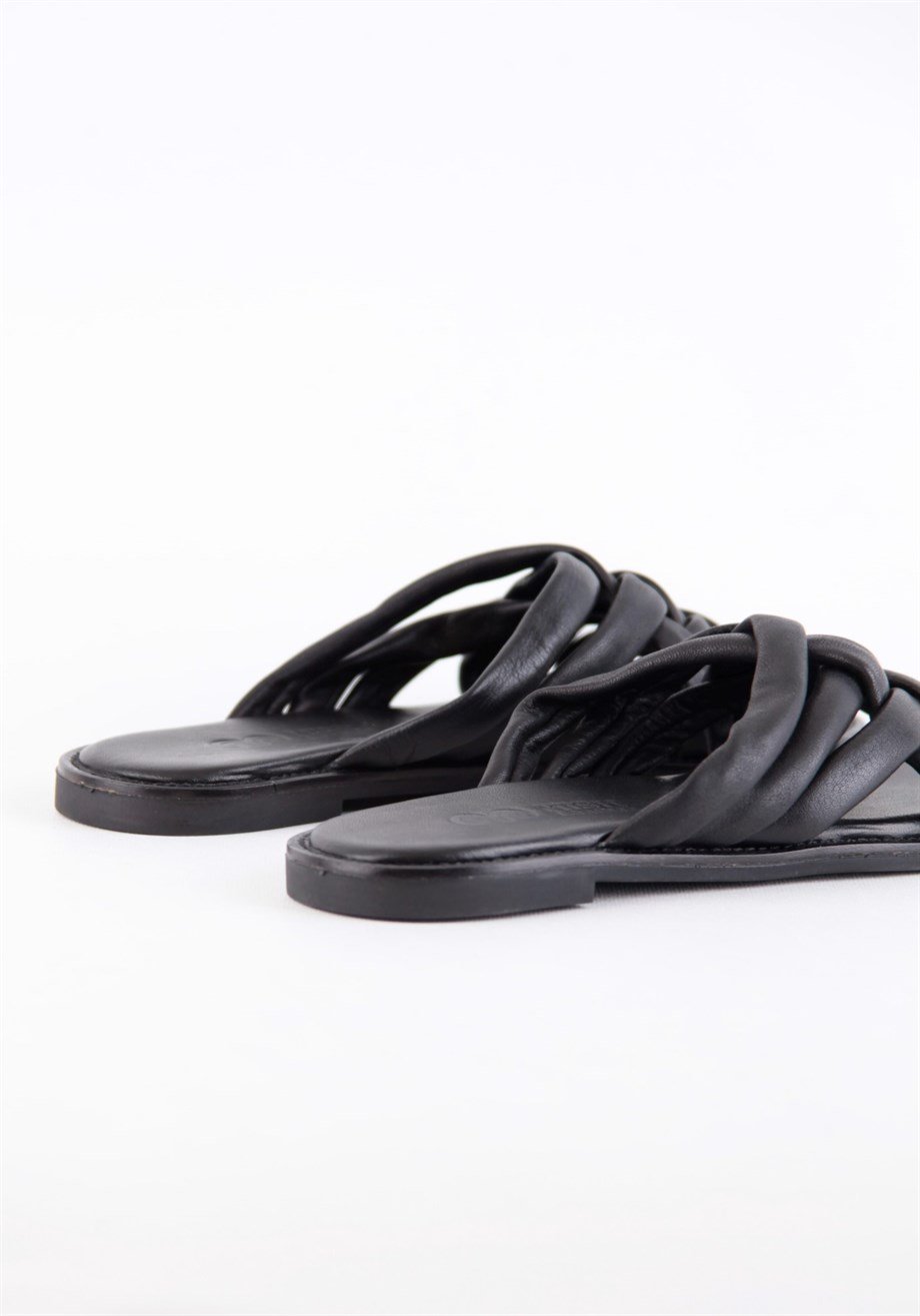 Milica Siyah Hakiki Deri Çapraz Bantlı Kadın Terlik