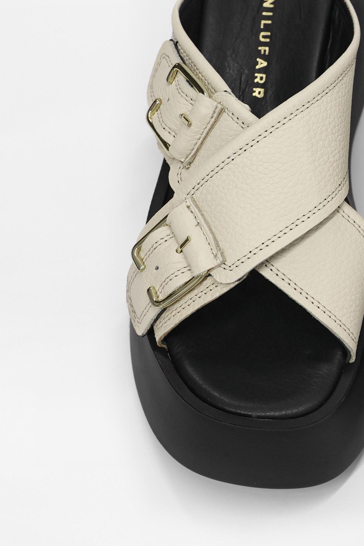 Mitta Bej Hakiki Deri Kalın Tabanlı Kadın Terlik