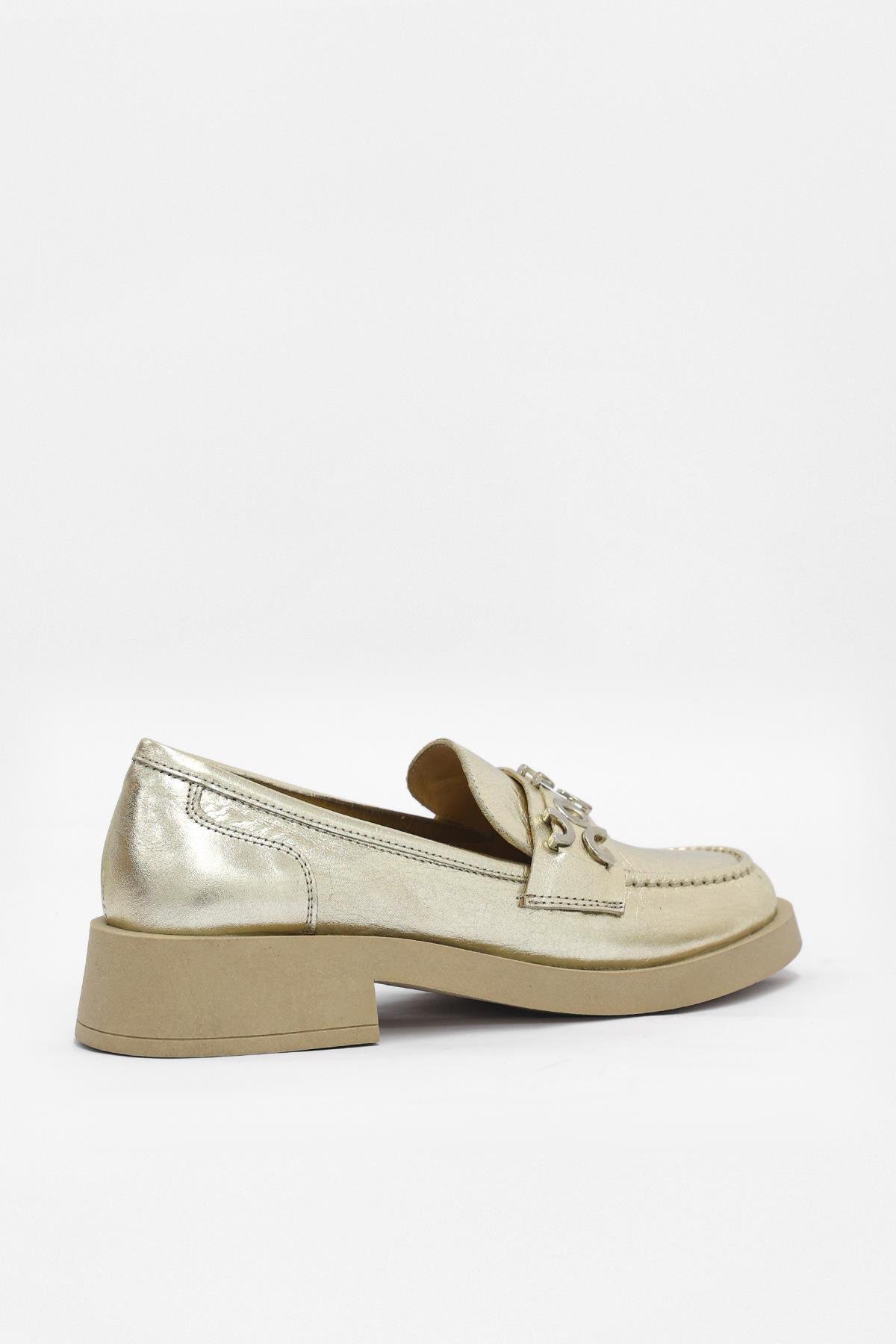 Morris Altın Hakiki Deri Gümüş Aksesuarlı Kadın Loafer