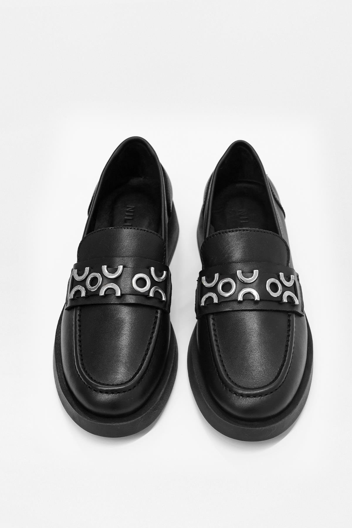 Morris Siyah Hakiki Deri Gümüş Aksesuarlı Kadın Loafer