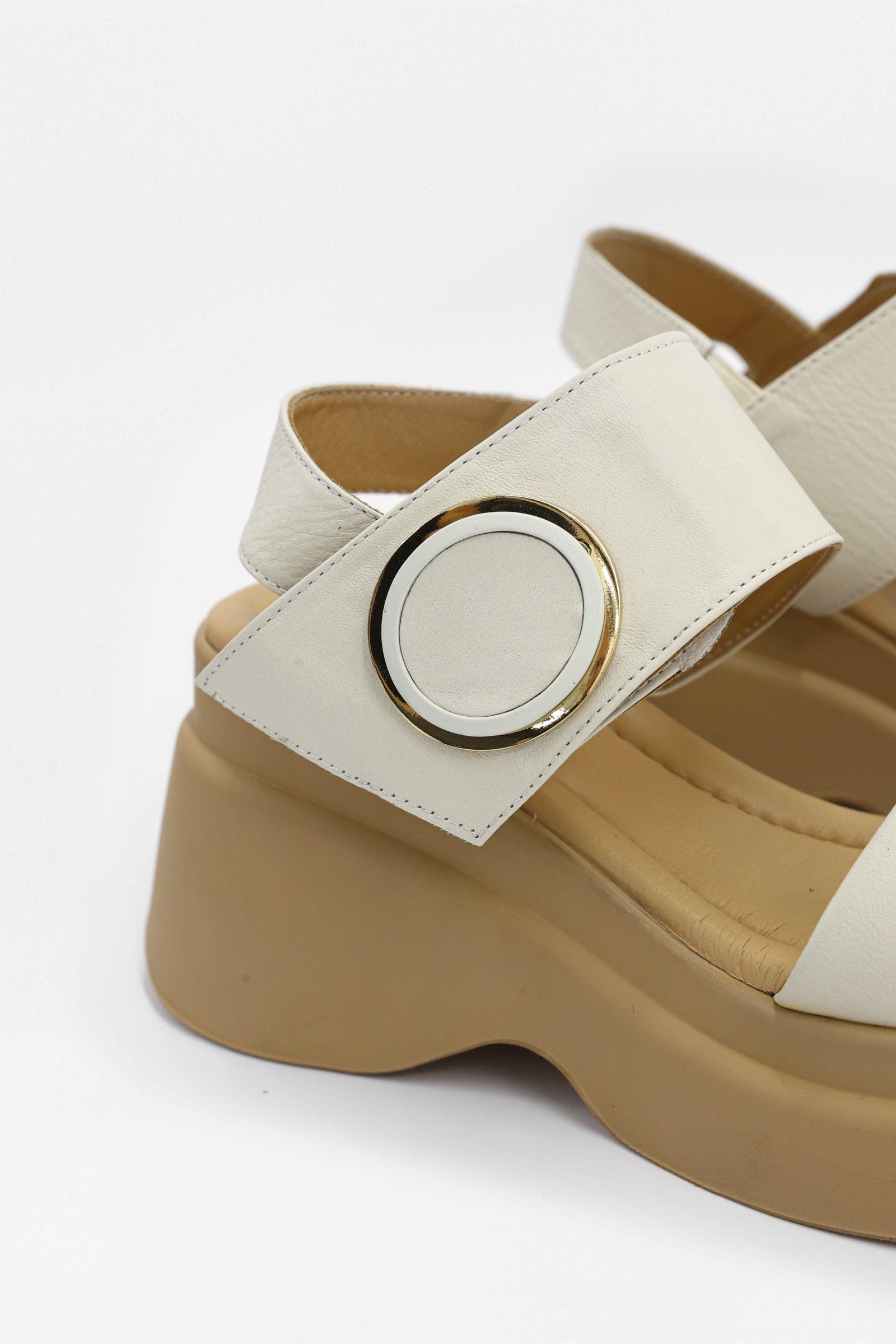 Mudo Bej Hakiki Deri Topuklu Sandalet