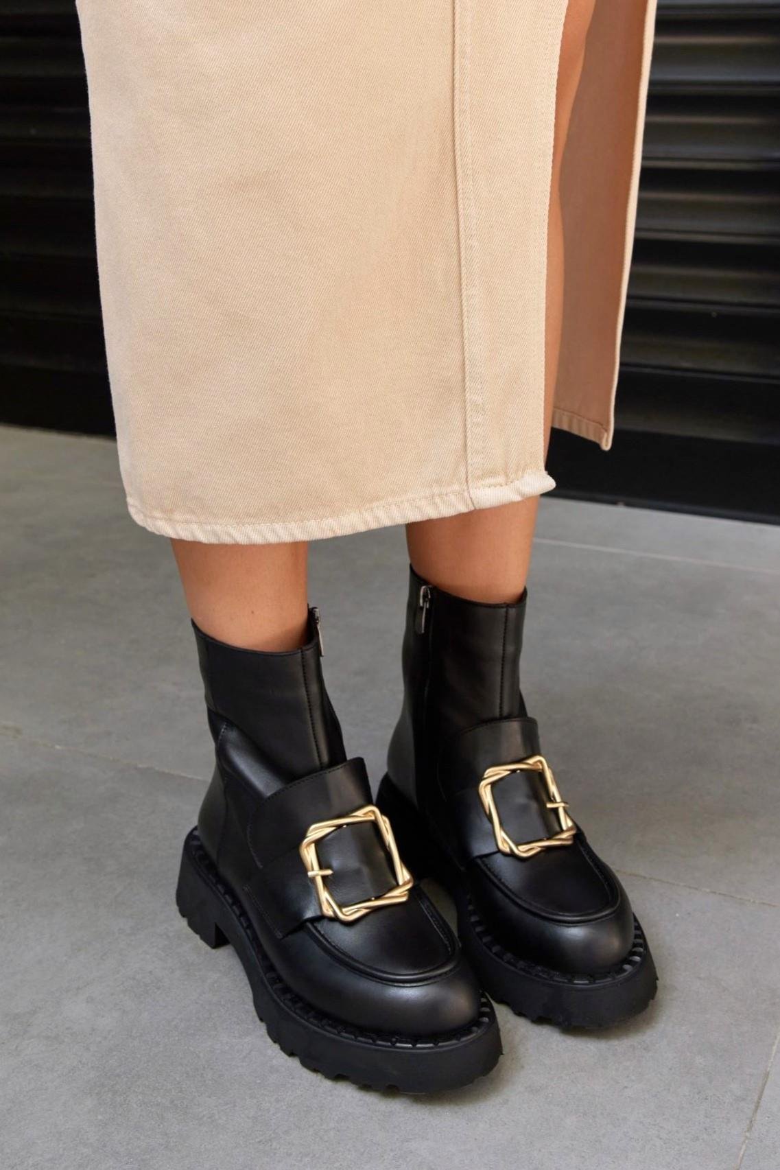 Napoli Siyah Hakiki Deri Altın Tokalı Kadın Bot