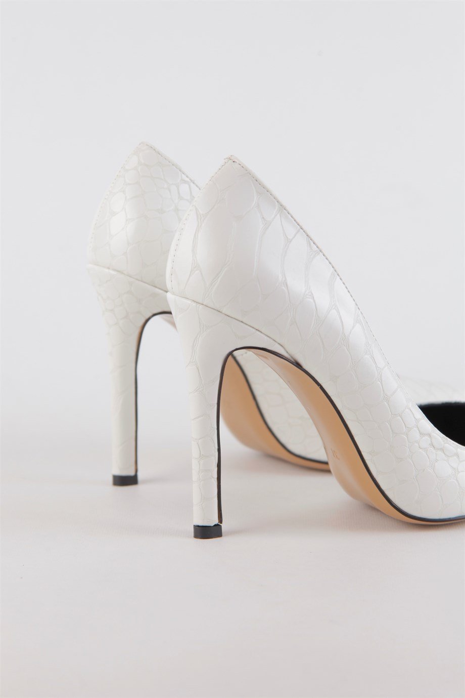 Olivia İnci Yılan Baskılı Kadın Topuklu Ayakkabı