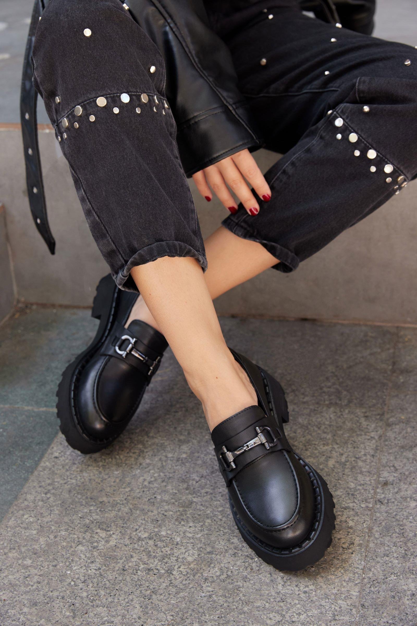 Ossy Siyah Hakiki Deri Kadın Loafer